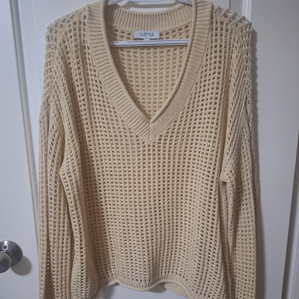 Women's Cream Sweater